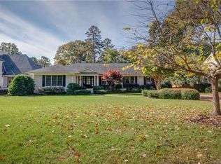 2310 Overhill Rd, Charlotte, NC 28211