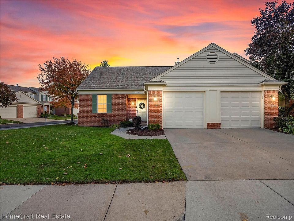 1st image of 1715 Christopher Dr #12