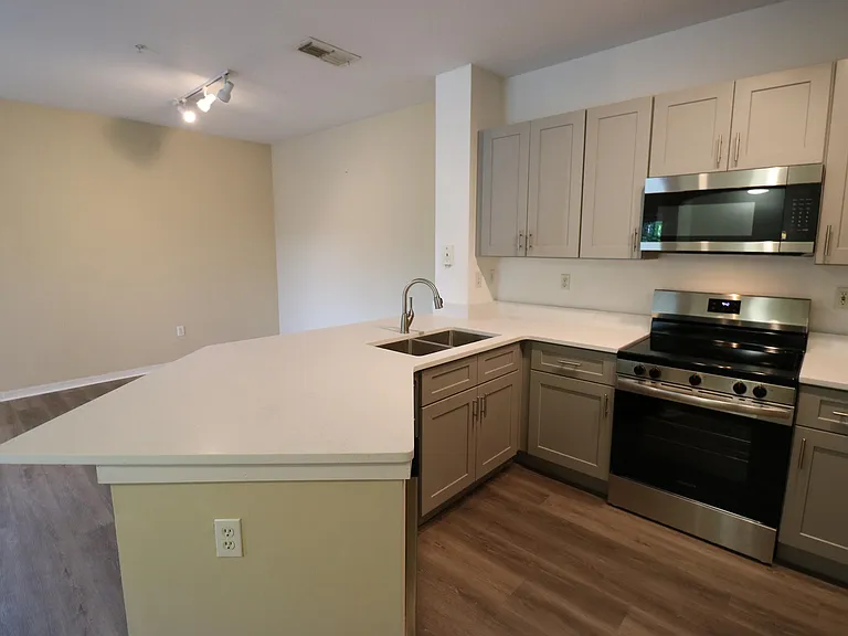 560 Florida Club Blvd #301 — Photo 3