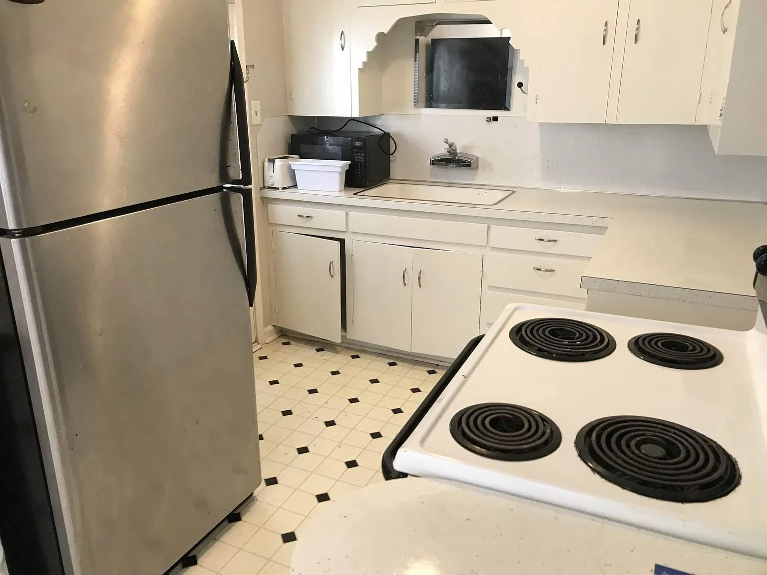 2 bed, 919 sqft, $950 — Photo 3