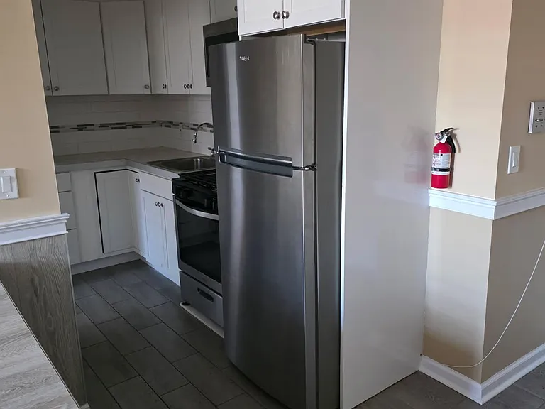 200 Broad St — Photo 3