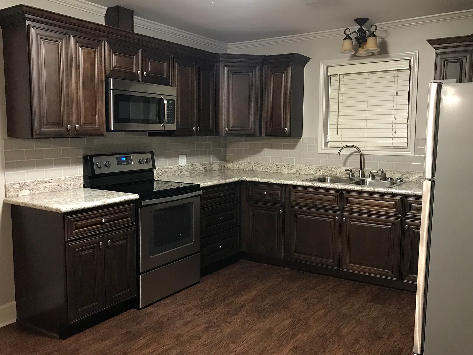 308 W Dale St — Photo 3