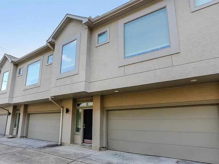 4030 Center St — Photo 30