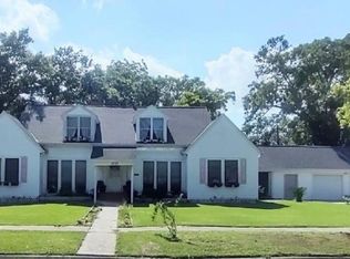 4545 Evergreen Dr, Port Arthur, TX 77642