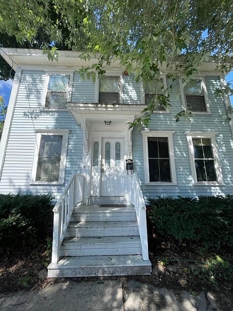 1st image of 173 Locust St APT A