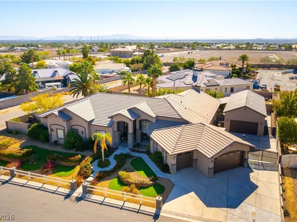 8925 Silent Brook Ct, Las Vegas, NV 89149