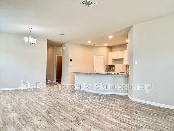 5th image of 1522 Autumn Sage Way