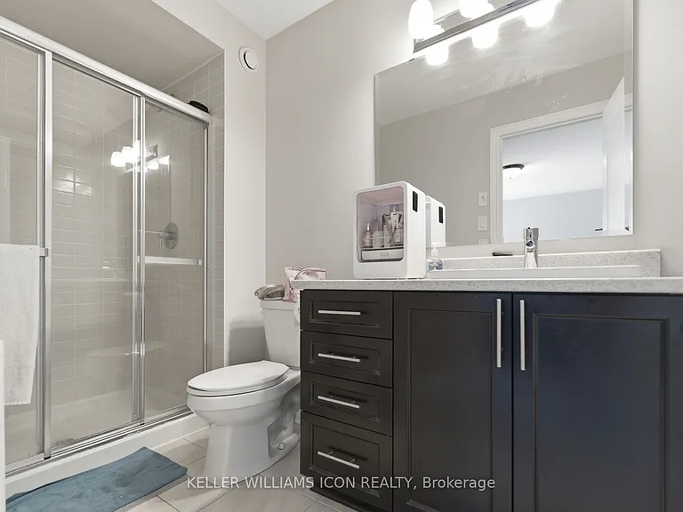 726 Guardian Grv — Photo 11