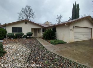 1077 Woodside Meadows Dr, Redding, CA 96002