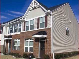 534 Berry Chase Way, Cary, NC 27519