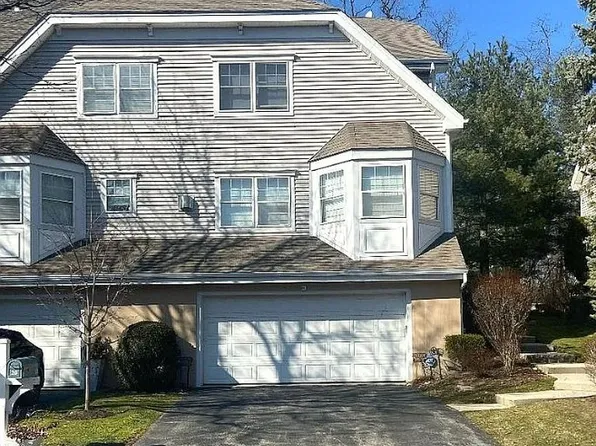 20 Winding Ridge Rd, White Plains, NY 10603