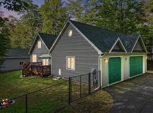 205 Winter Jasmine Ln, Roscommon, MI 48653