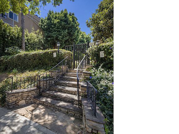 4th image of 1143 S Westmoreland Ave APT 5