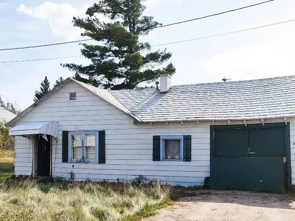 305 3rd Ave E, Cook, MN 55723