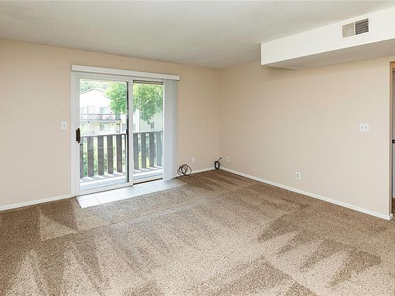 2nd image of 2063 NW Hickory Ln