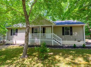 15 Wildwood Dr, Palmyra, VA 22963