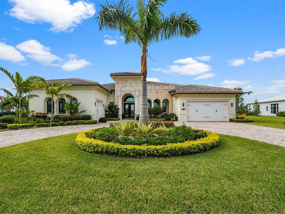 1st image of 7952 SE Old Plantation Cir