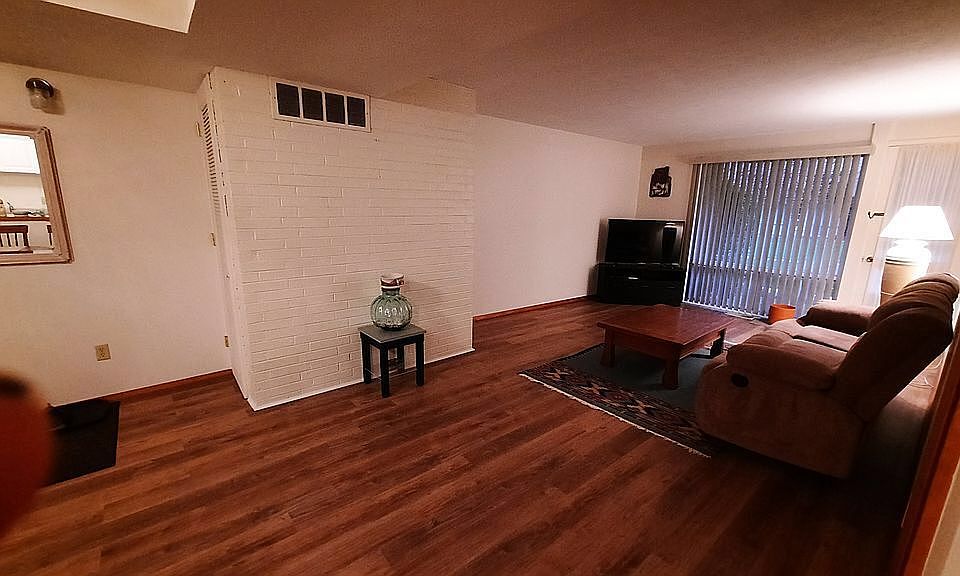 1st image of 10438 N Church Dr APT 207