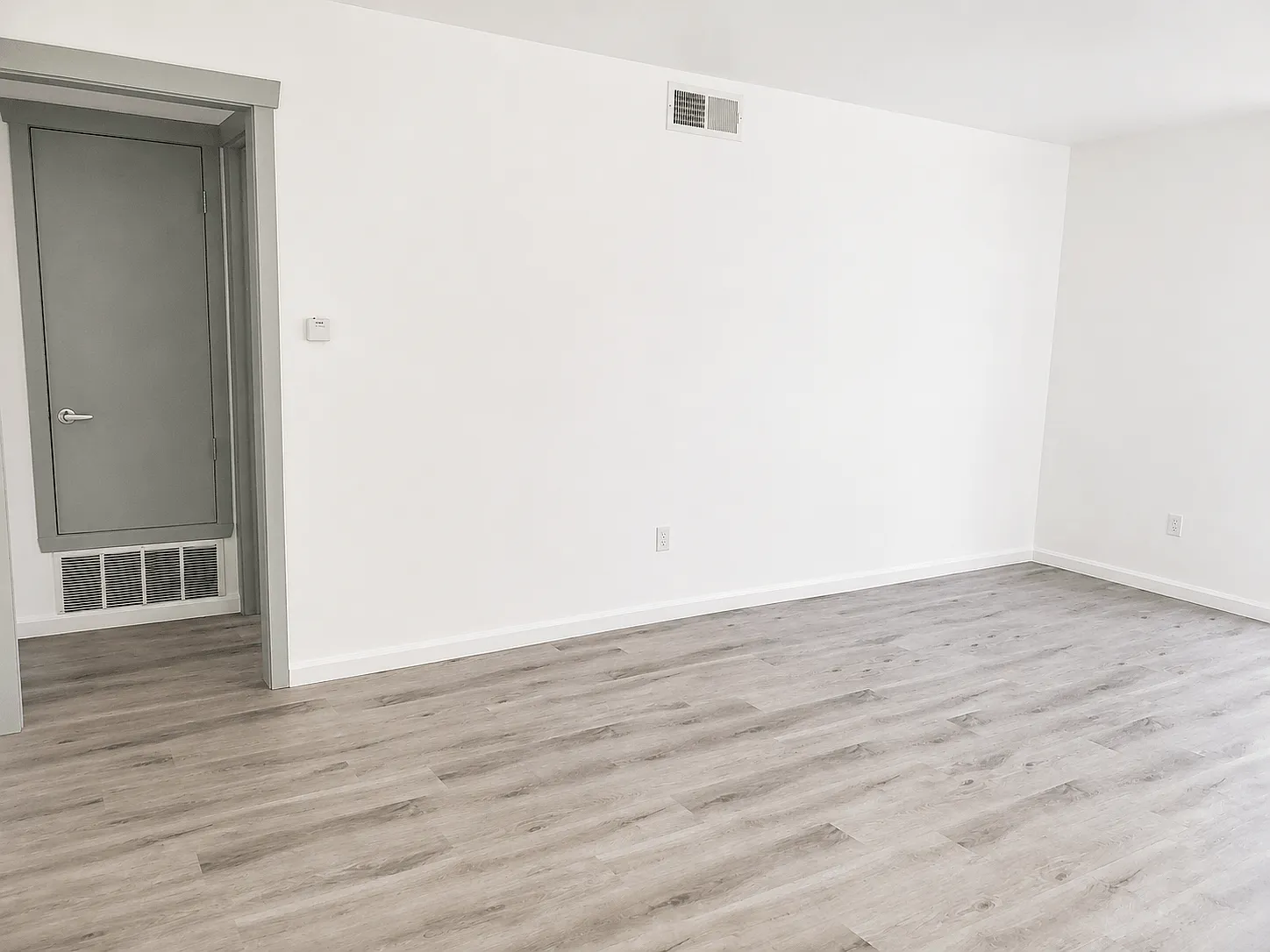 16942 Lilac Lane — Photo 3