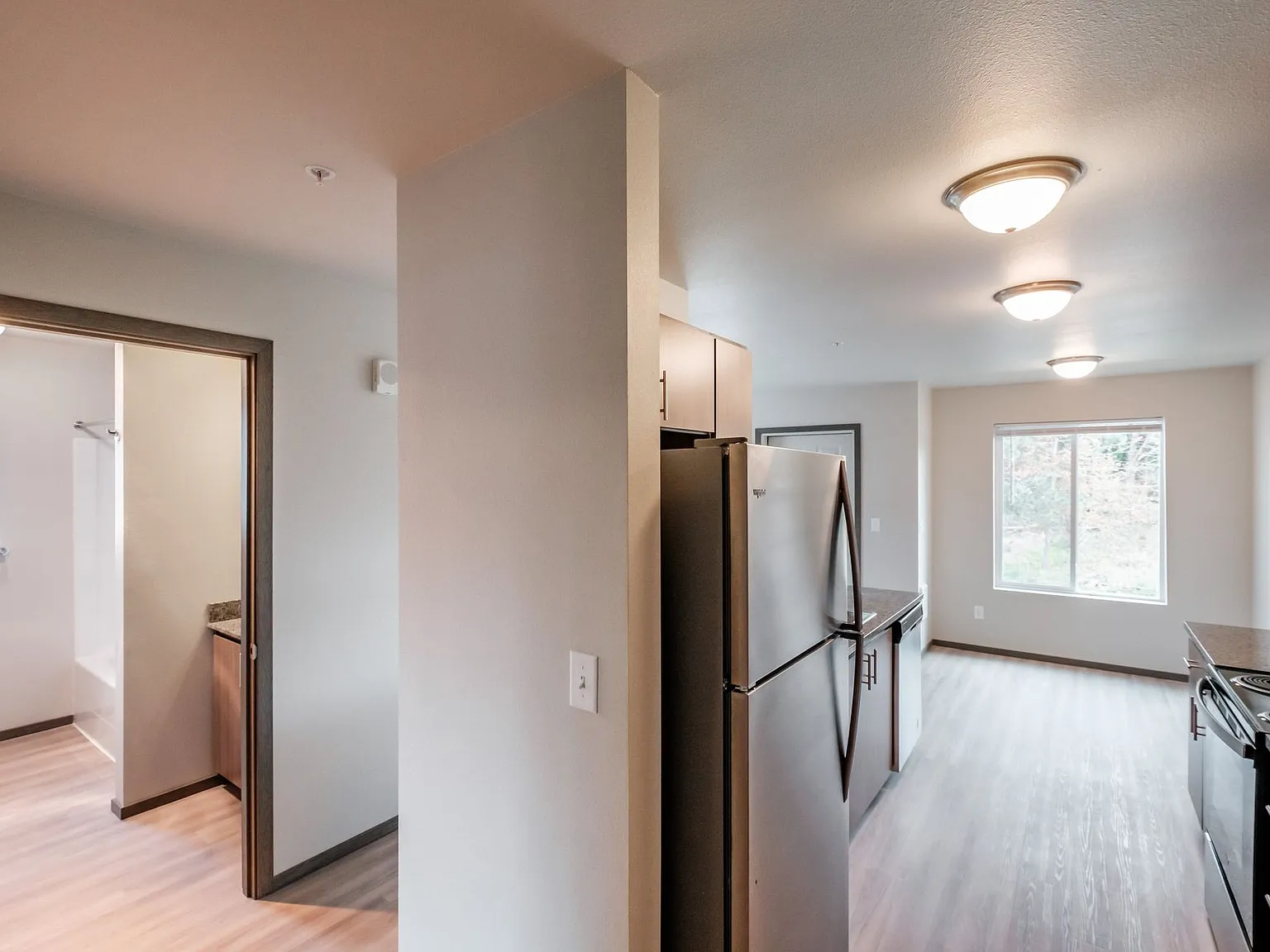 Cherry Glen Apartments — Photo 3