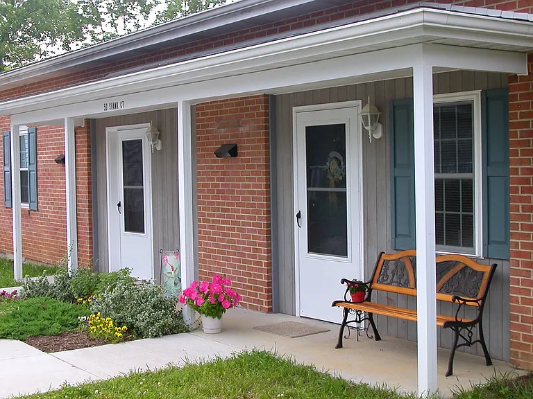 50 Shank Ct #B — Photo 1