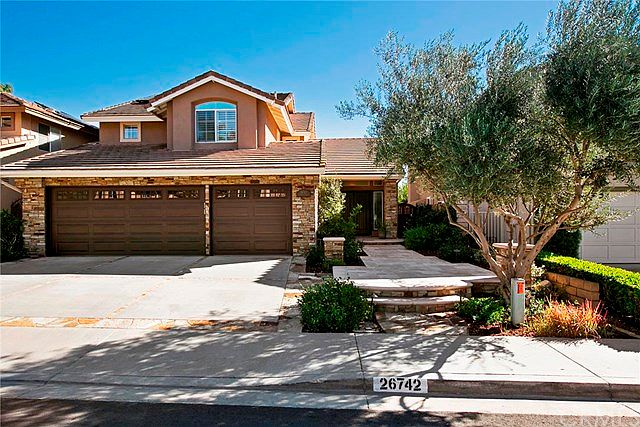 1st image of 26742 Anadale Dr