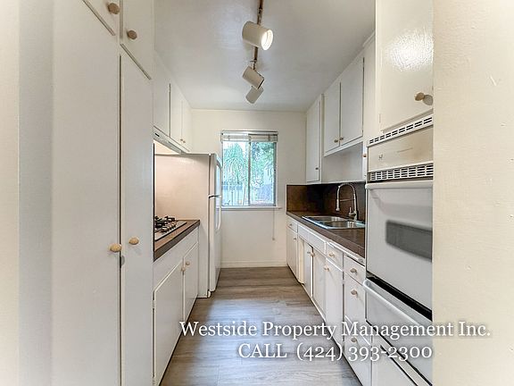 5th image of 8207 De Longpre Ave APT 6
