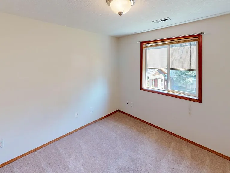 5418 NE 25th Ave — Photo 9