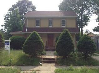 11026 196th St, Saint Albans, NY 11412