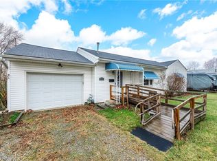 872 Howell St, Sheffield Lake, OH 44054