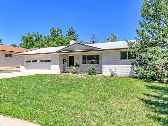 2nd image of 3808 Columbia Dr