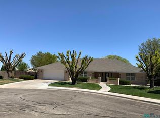 2 Westminister Ct, Roswell, NM 88201
