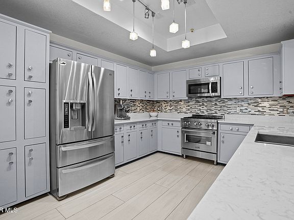 3rd image of 6820 Whisper Canyon Dr