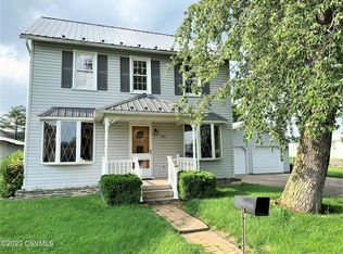 206 Water St, Millmont, PA 17845