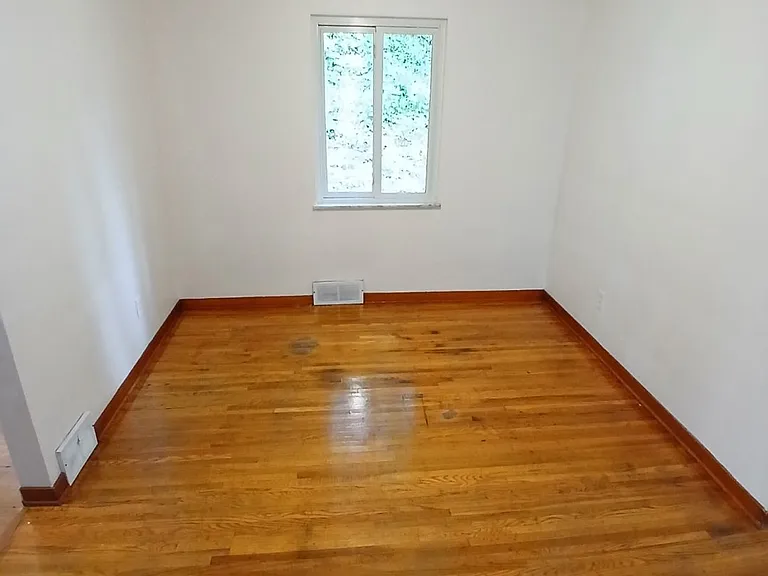 3422 Steele St — Photo 8