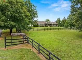 4885 Sevierville Rd, Maryville, TN 37804