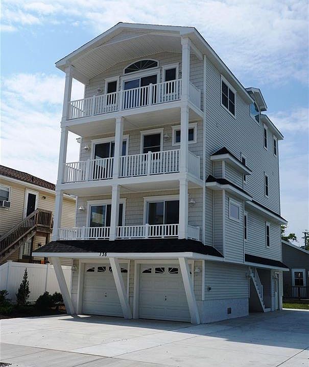 1st image of 138 39th Street