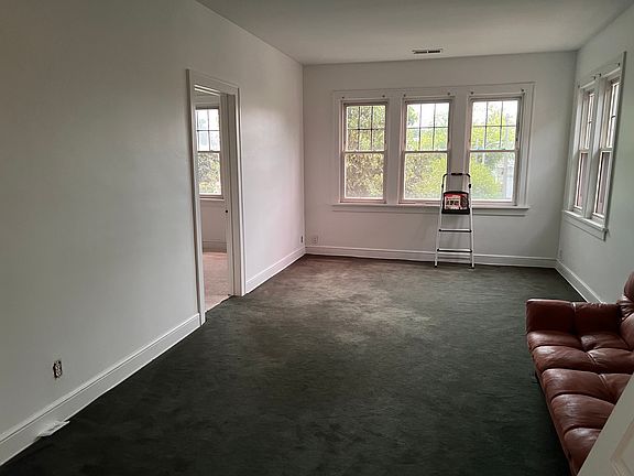 3rd image of 1541 John St #1