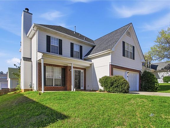 3rd image of 4035 Robin Cir