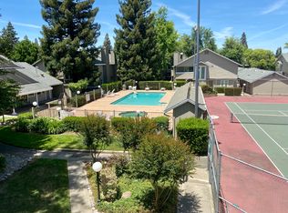 8041 Briar Ridge Ln, Citrus Heights, CA 95610