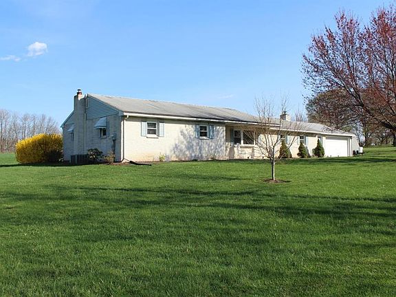 2nd image of 1840 Thompson Ave