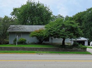 909 S Linden St, Normal, IL 61761