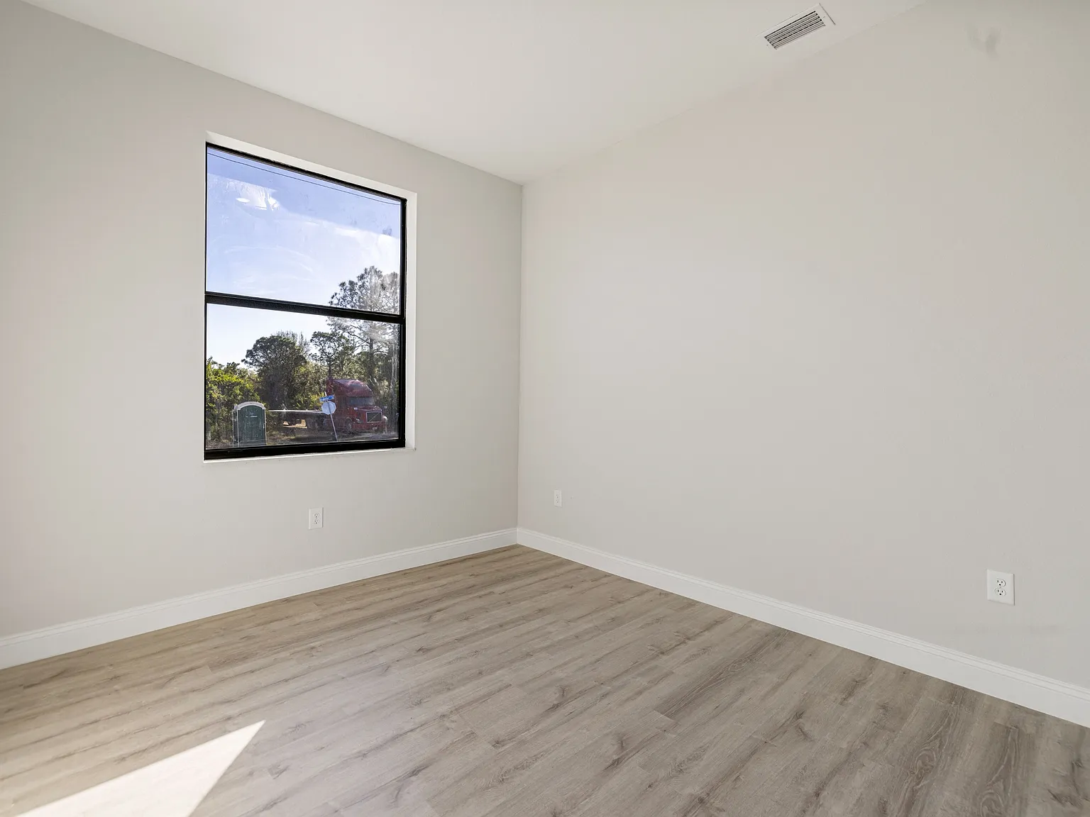 232 Fowler Avenue - 1 — Photo 4