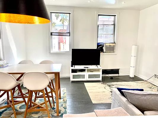 5th image of 18-13 26th Ave #1