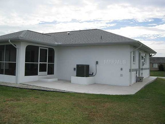 3rd image of 18511 Arapahoe Cir