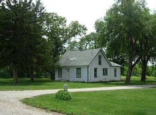 4454 Iowa Rd, Ottawa, KS 66067