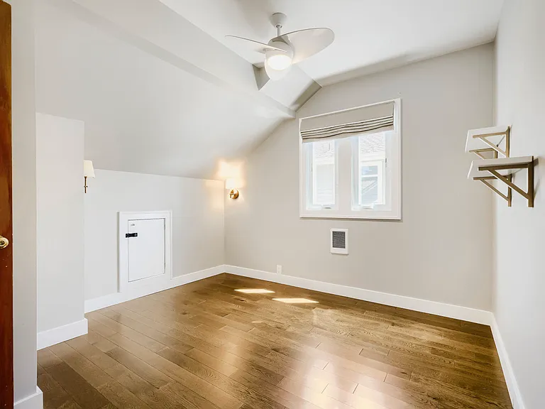 2724 W Blaine St — Photo 18