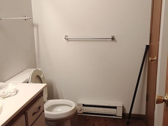 5th image of 9 Woodridge Ct #3