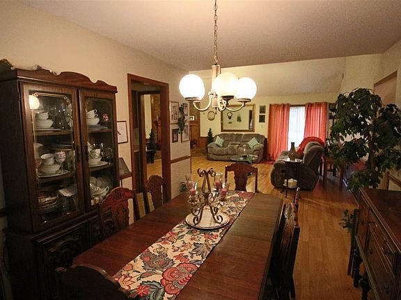 4th image of 4119 Naragansett Cv