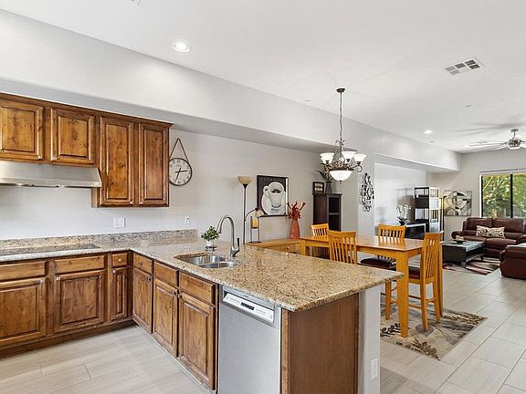 2nd image of 9551 E Redfield Rd Unit 1010